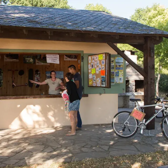 Point rencontre du lac du Laouzas_Nages
