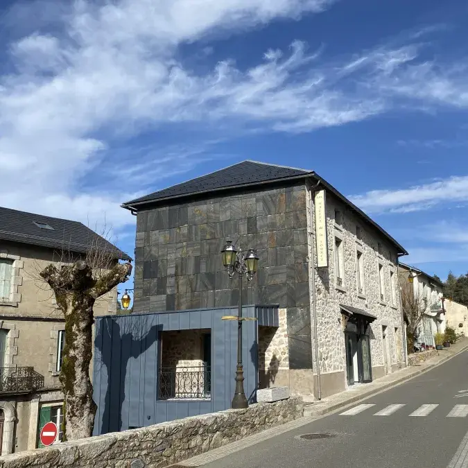 Marché couvert de La Source_La Salvetat-sur-Agout