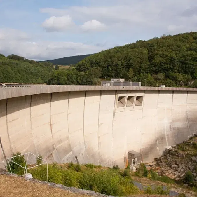 La Presqu'île par le bord du lac