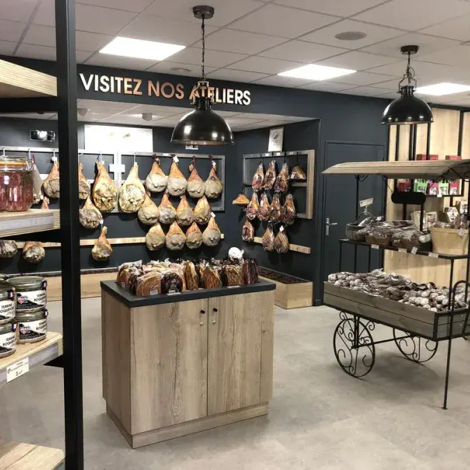 Visite commentée du musée de la fabrication du jambon de Lacaune_Lacaune