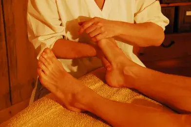 Massage plantaire pour les enfants_Nages